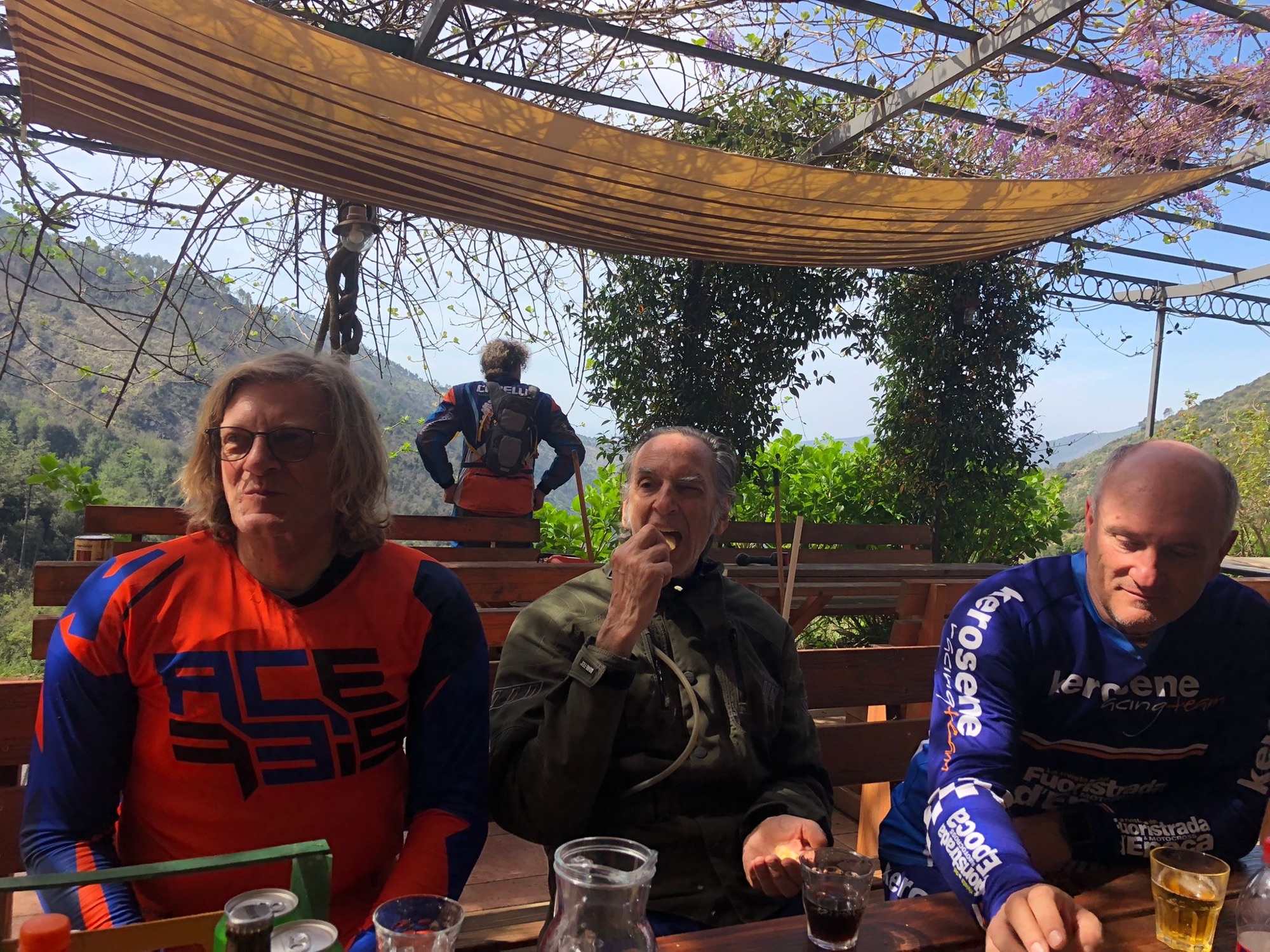 1b472a56-34ba-41d5-84ab-a857d2b982a5-1