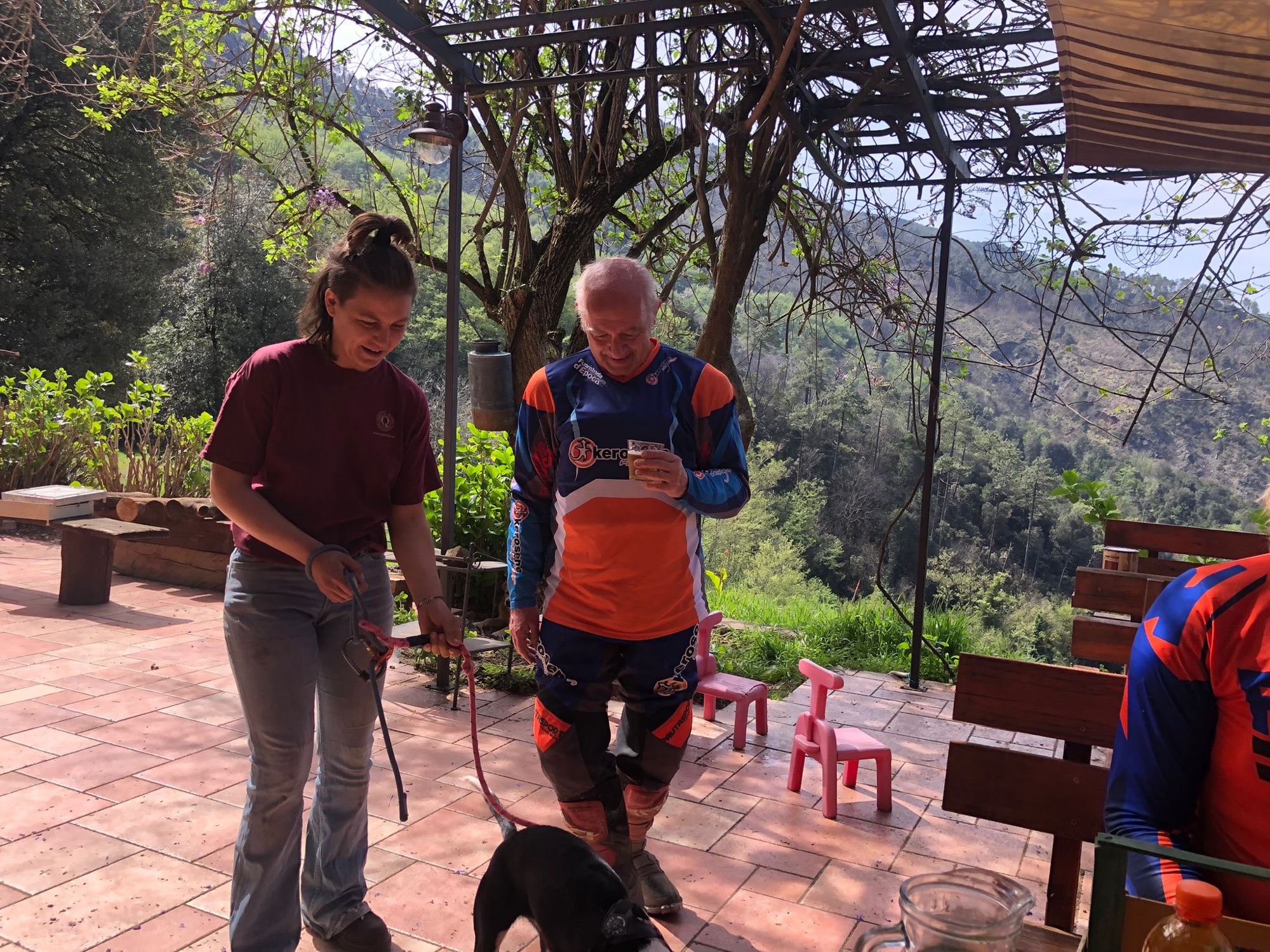 3ba05513-7d66-4974-93b2-145d6846c32a-1