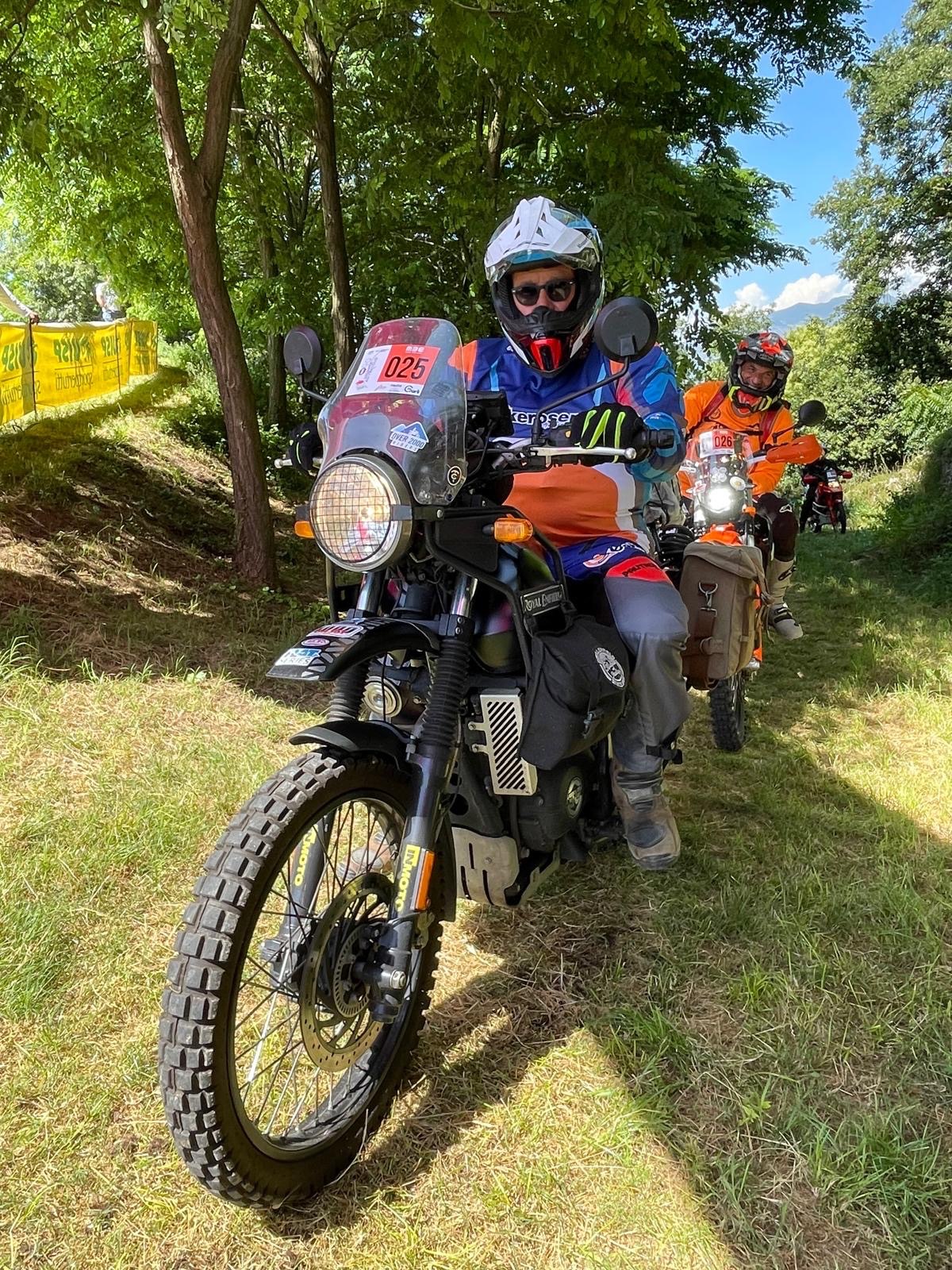 b6f47850-1a8a-4748-909c-e92f3025fd66-1