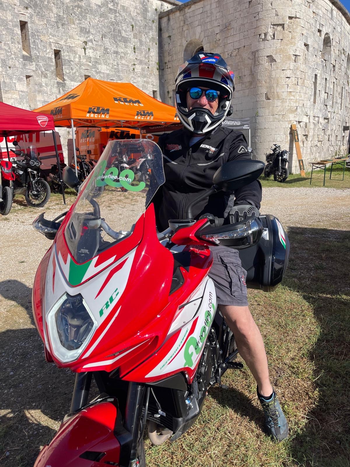 d15e4863-7ede-482e-a668-b72d79201a9d-1