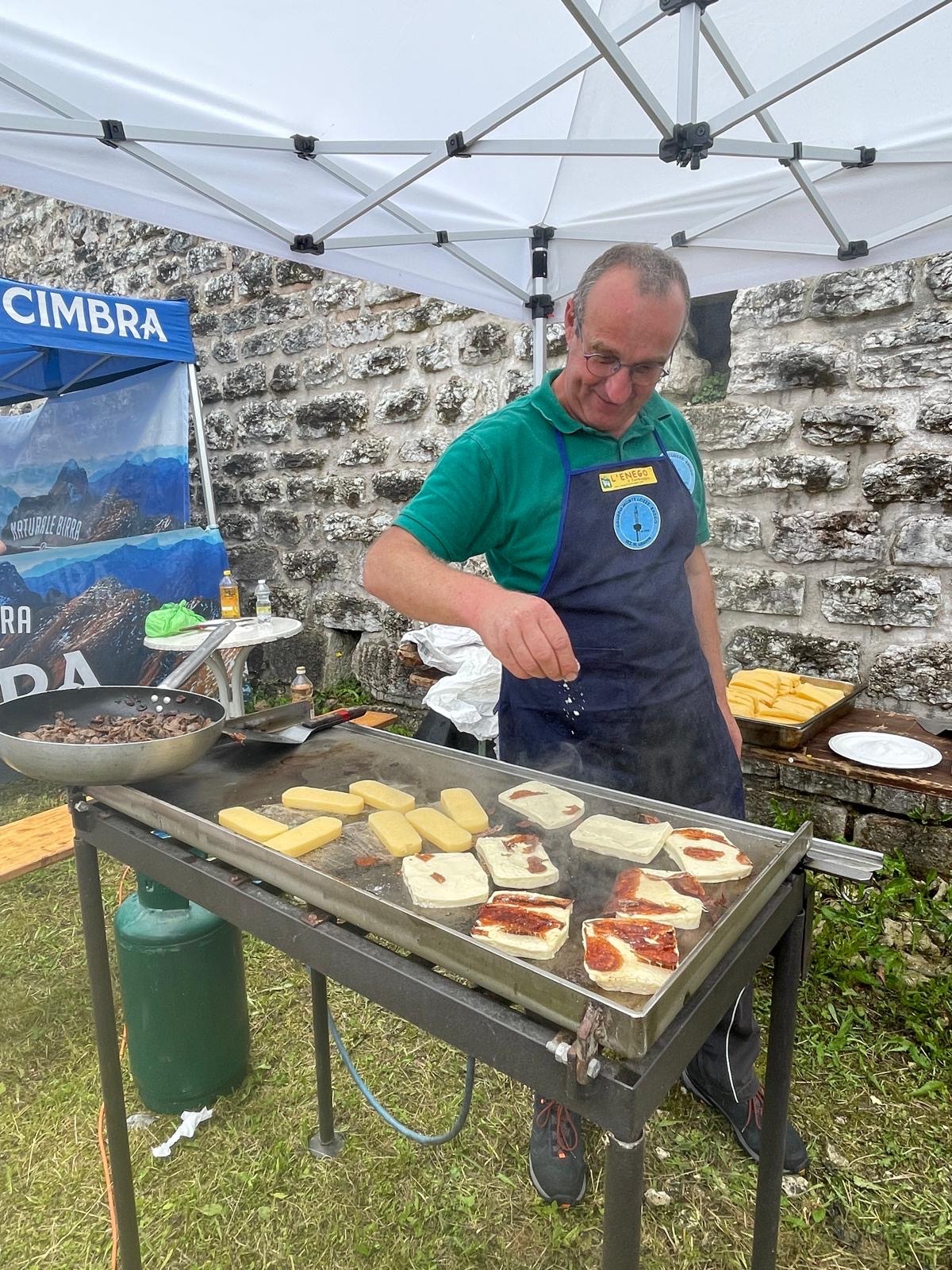 eb1fb0b9-7192-42a3-8819-1839e5d91a30-1