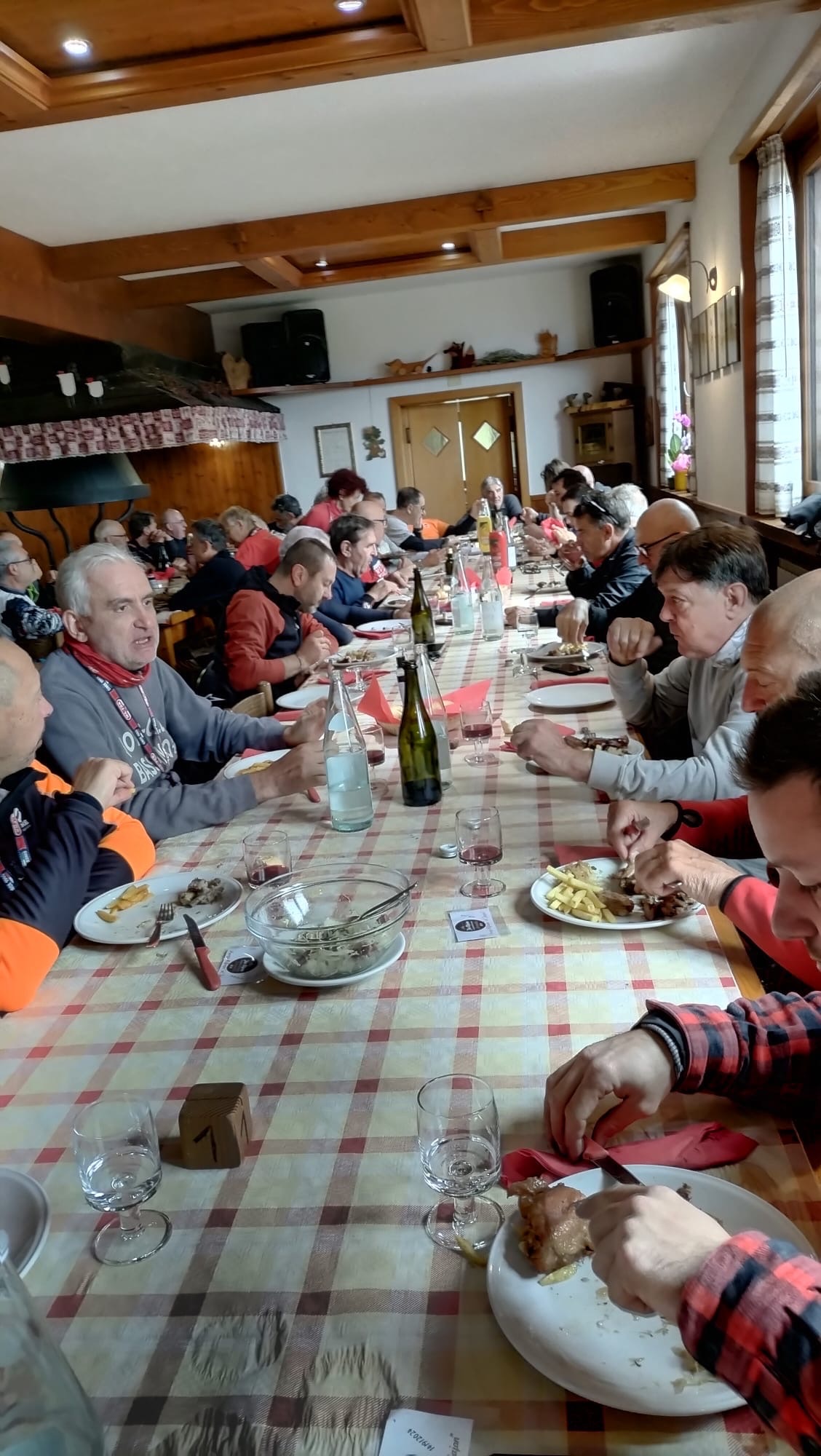 85abc884-9bdd-424c-b1af-8d3558f78e39-1