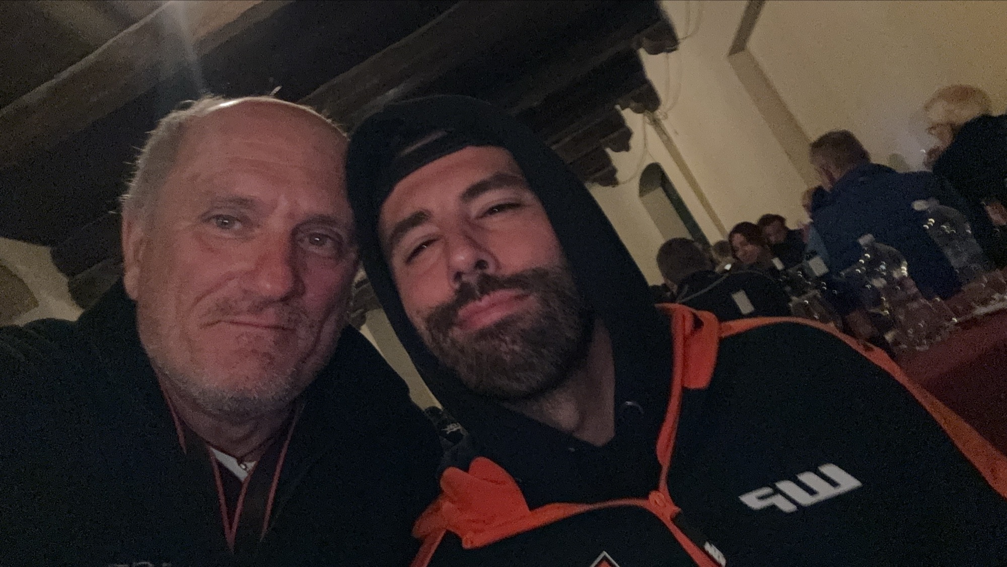 6a58e85a-946e-4a6e-b447-313441f669d1-1