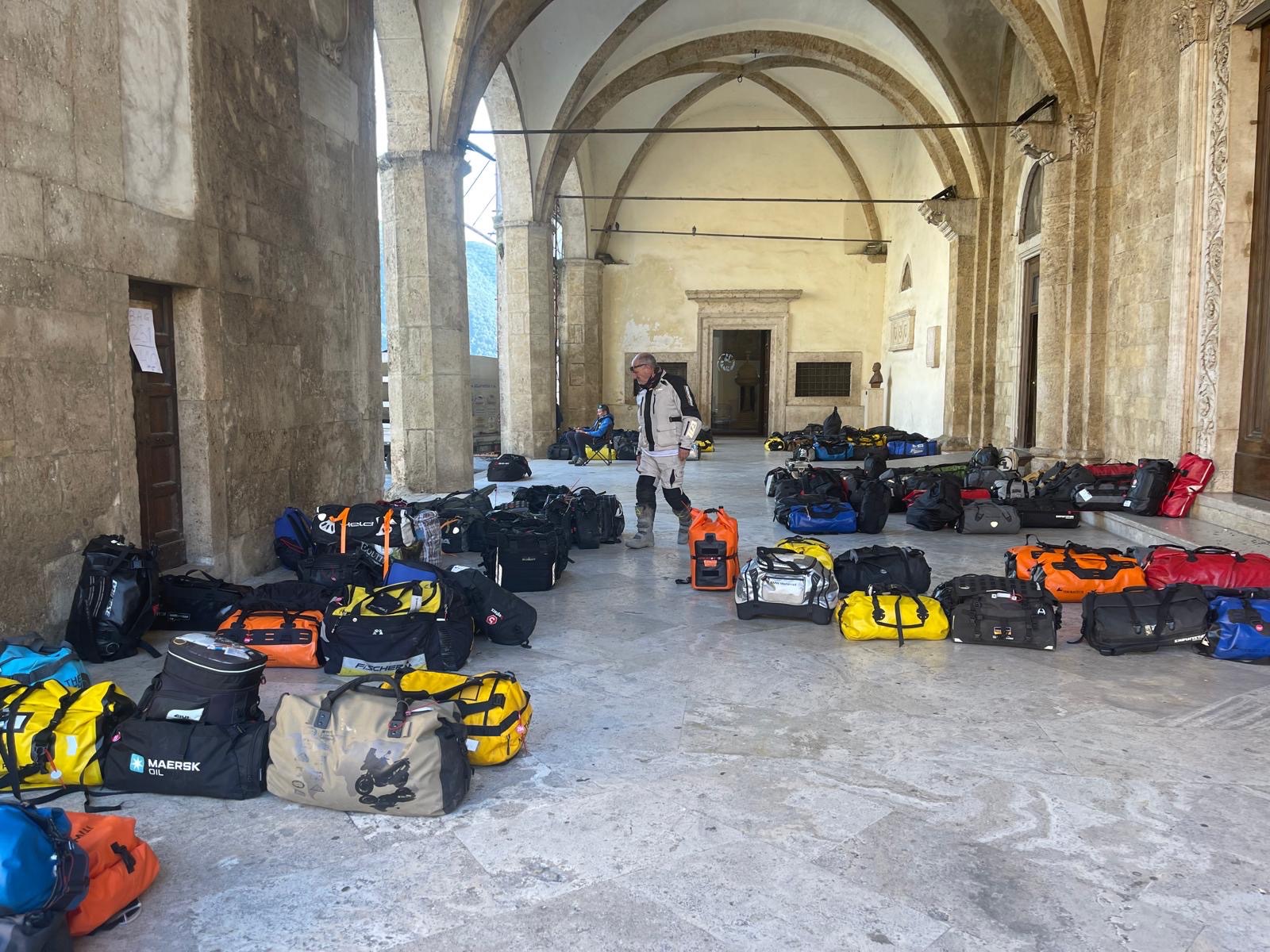 b35c7b96-bc44-437a-839c-103fc98892f7-1