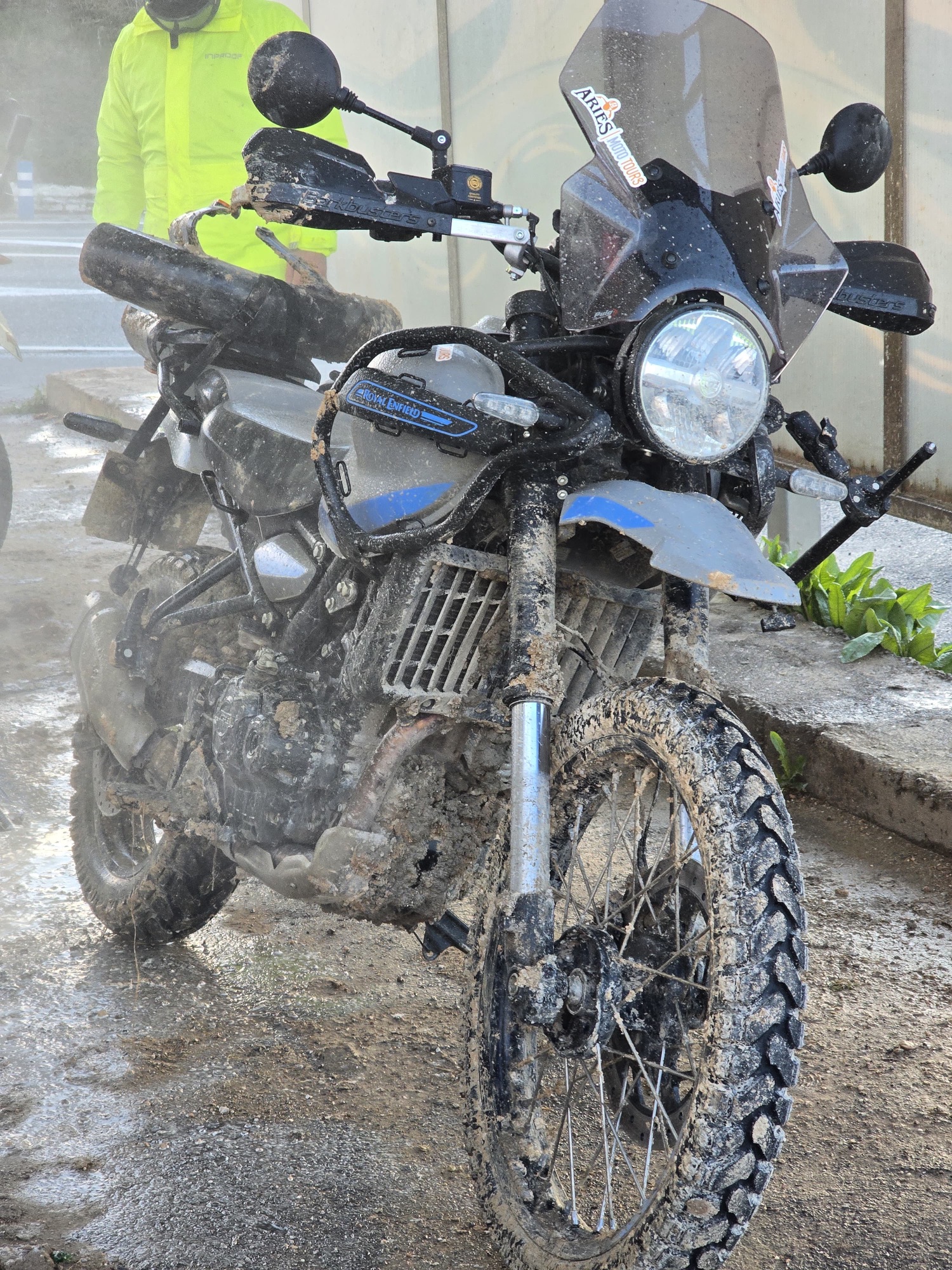 fe665f39-2556-4fae-af8b-4981fe96783a-1