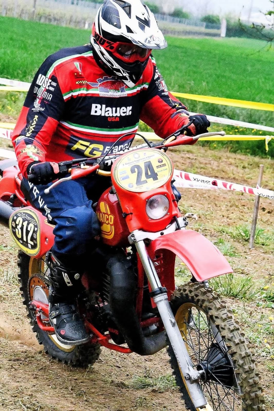 729b90c7-9f86-4b09-9880-585298ce780c-1