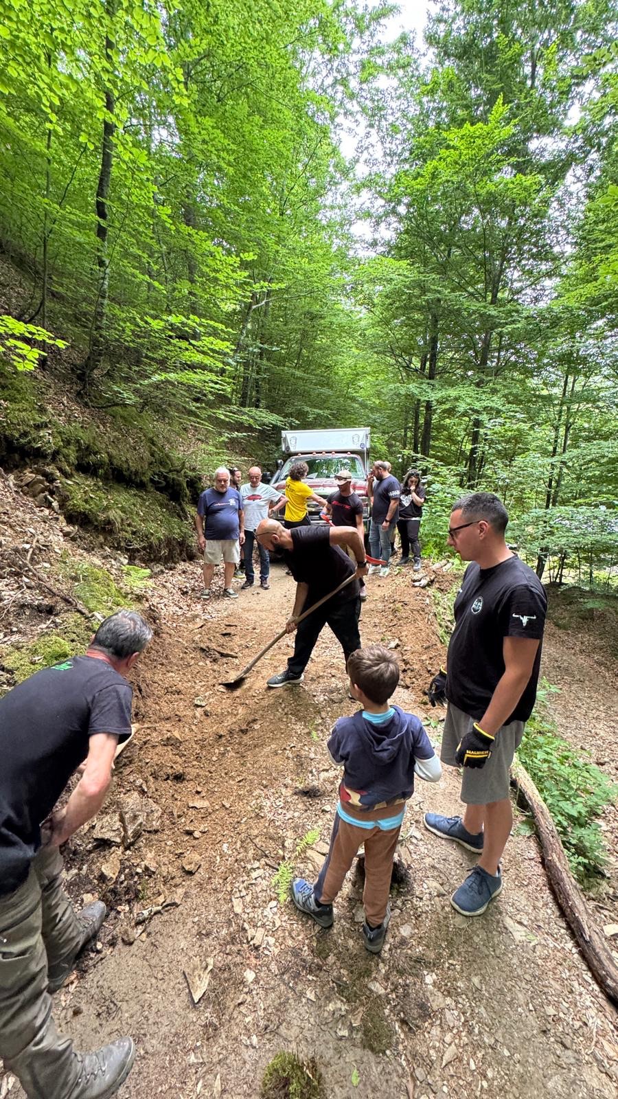 05fb8730-916d-4ef2-a9e5-ae47246ce6f4-1