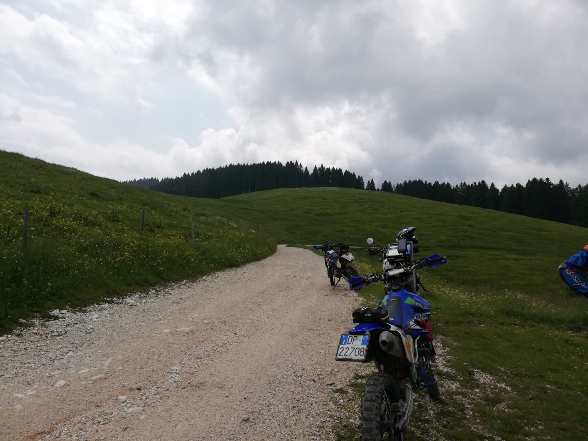 27c4847c-c991-4460-8652-6524806f6ea0-1