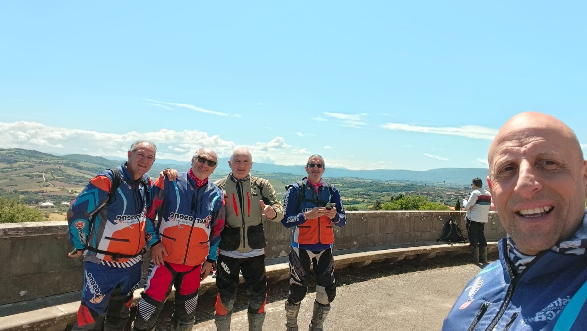 936b6eef-69b5-4623-bda6-0d5227c3c52e-1