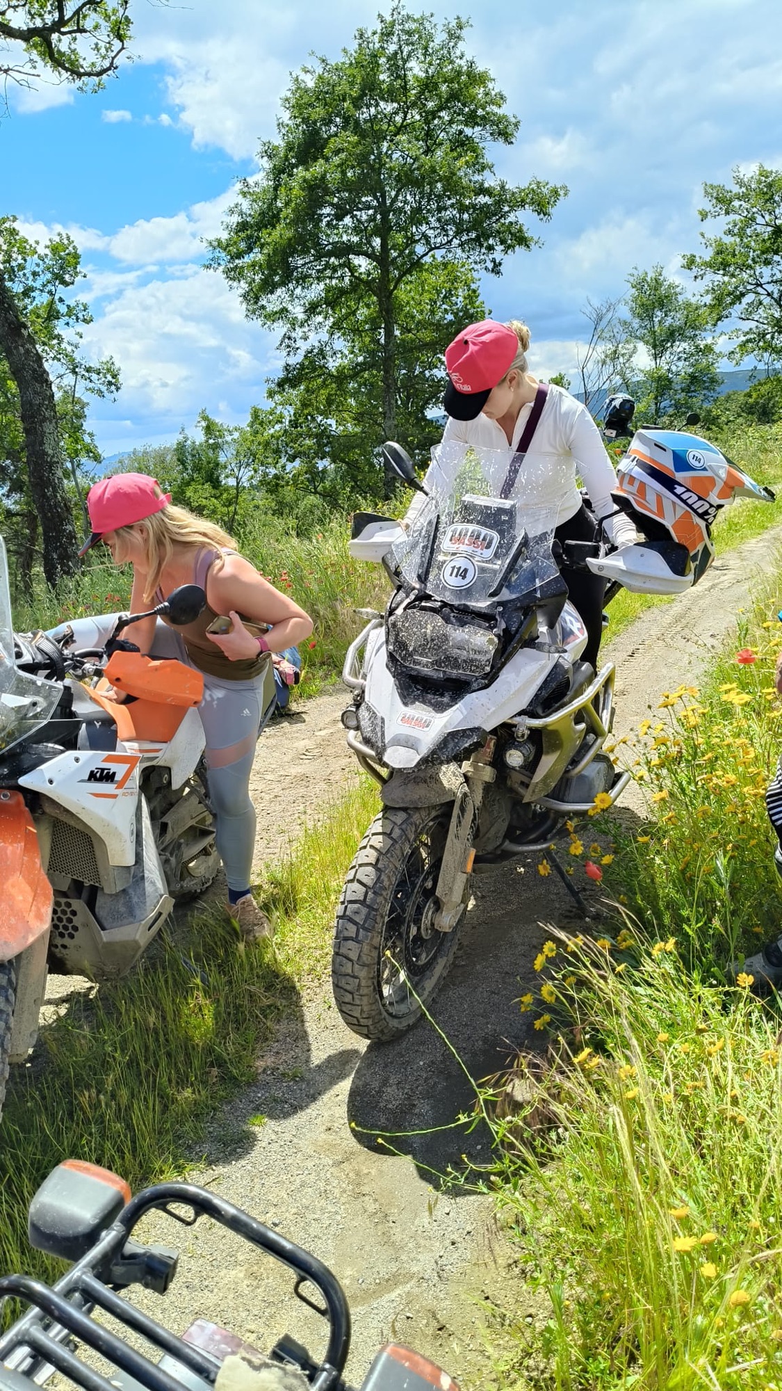 b1cc4c0b-685a-427b-a2d7-f0d36dd2a5f0-1