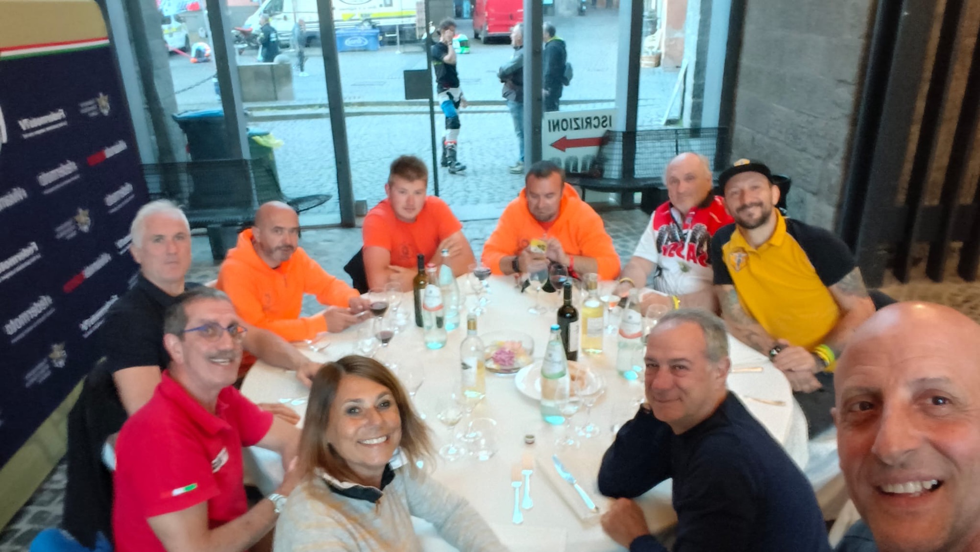 bdfd6afd-678d-4b58-8824-b67b30ce9932-2-1