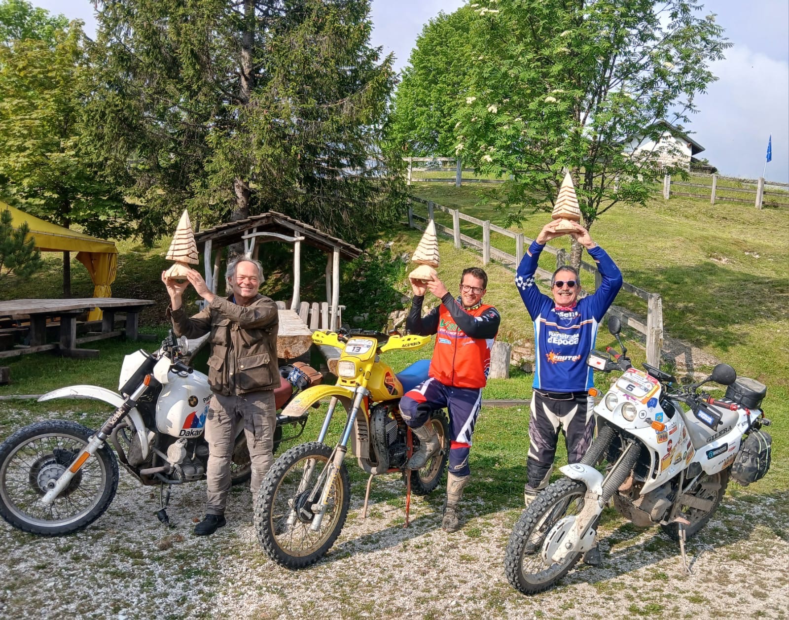 c3b409b3-5e17-4ca9-9497-e39e286bb6f6-1