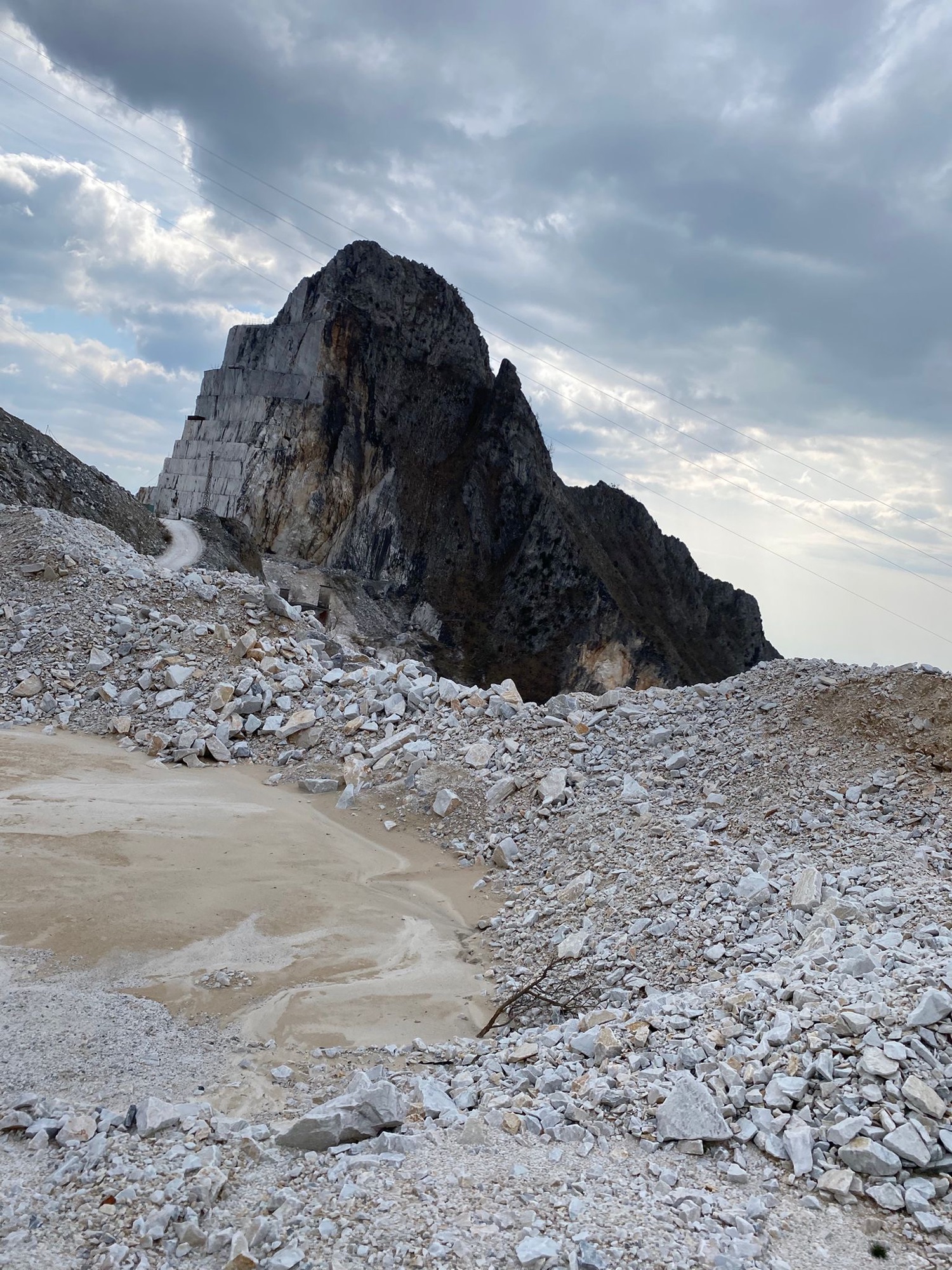 de6d1b86-2c3c-4cc9-89c5-576df130d08e